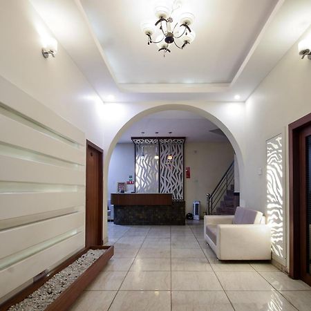 Collection O Royal Icon Hotel อุเดเปอร์ ภายนอก รูปภาพ