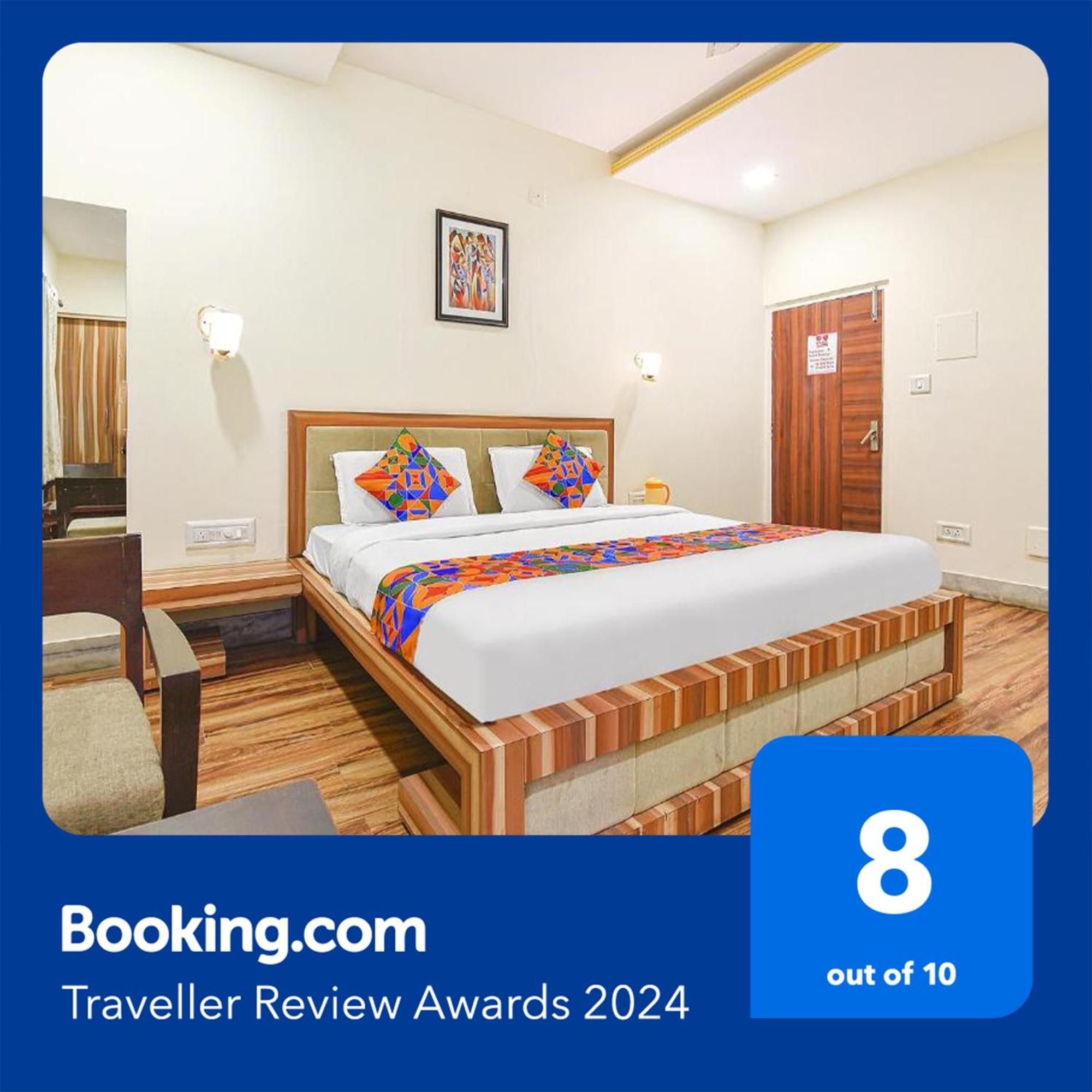 Collection O Royal Icon Hotel อุเดเปอร์ ภายนอก รูปภาพ