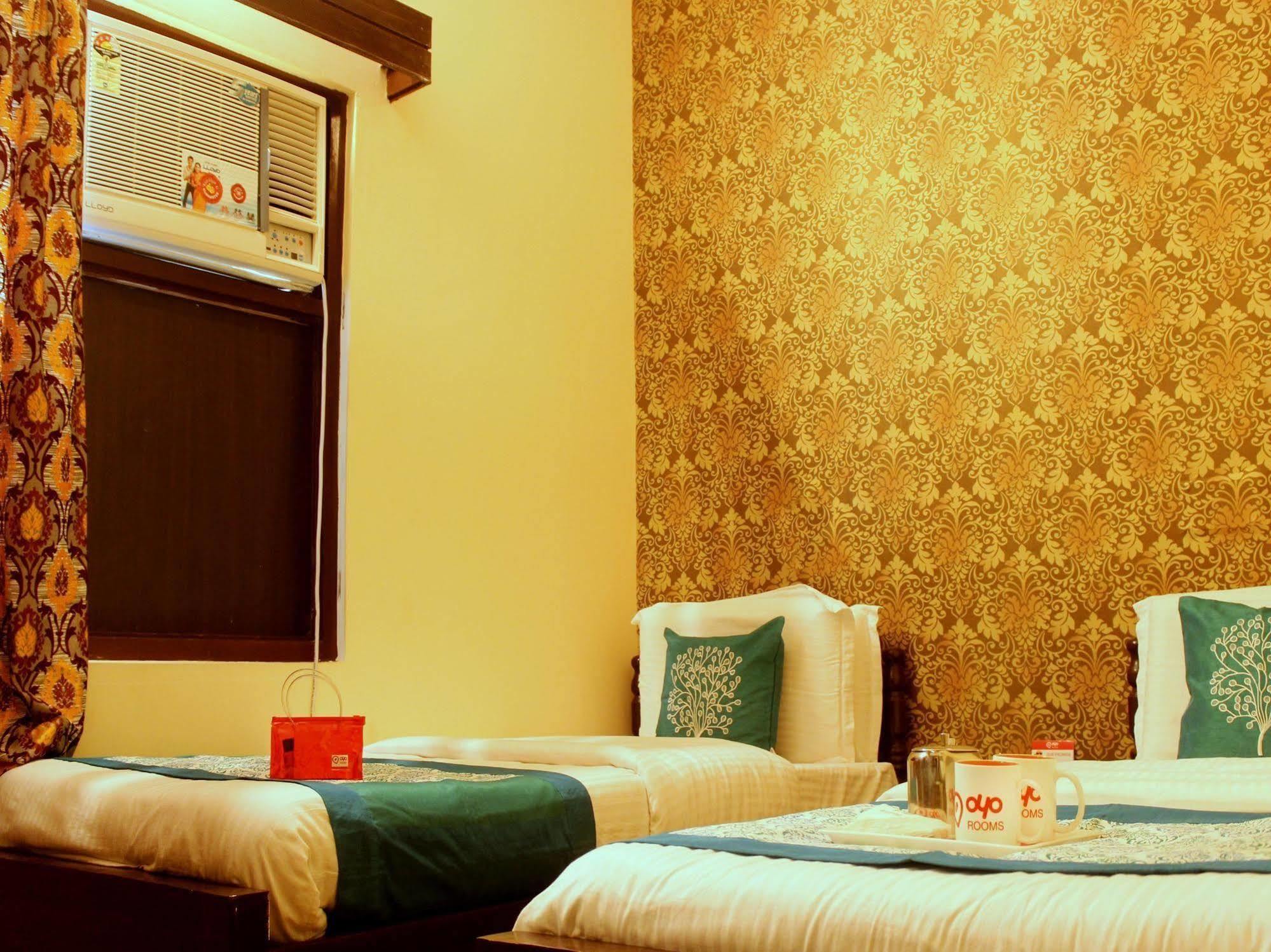 Collection O Royal Icon Hotel อุเดเปอร์ ภายนอก รูปภาพ